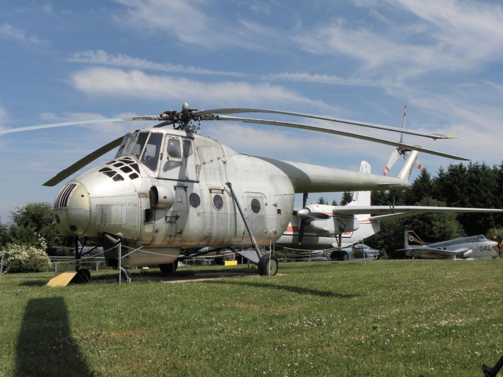 Mil Mi-4 in der Flugausstellung Junior bei Hermeskeil (30.06.2010)