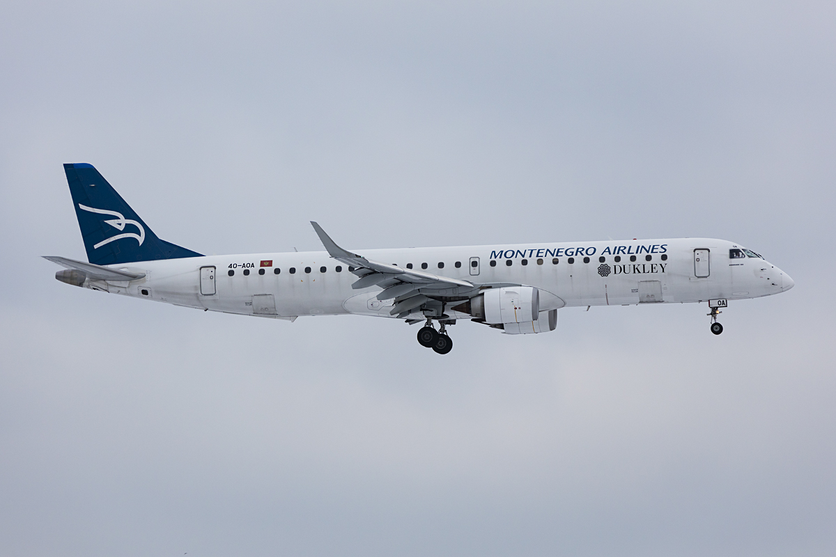 Montenegro Airlines, 4O-AOA, Embraer, ERJ-195, 18.01.2017, ZRH, Zürich, Switzerland 



