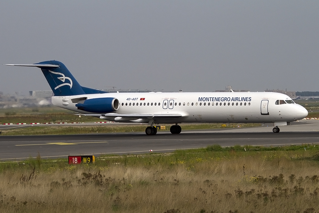 Montenegro Airlines, 4O-AOT, Fokker, F100, 28.09.2013, FRA, Frankfurt, Germany




