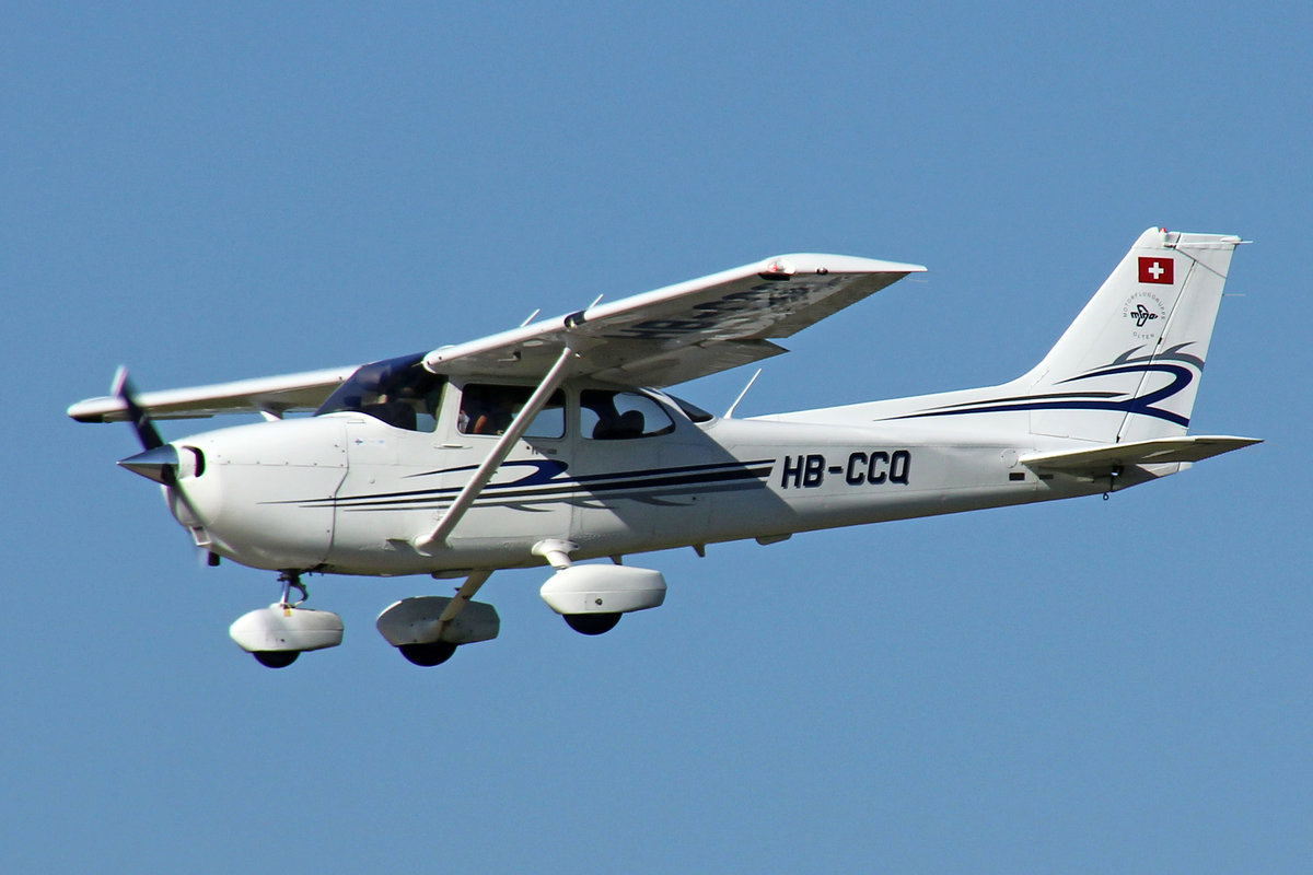 Motorfluggruppe Olten, HB-CCQ, Cessna 172 Skyhawk SP, msn: 172S10928, 21.August 2020, ZRH Zürich, Switzerland.