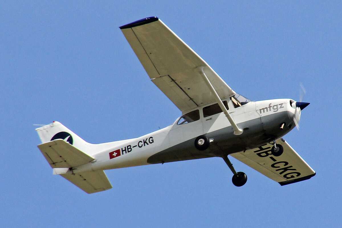 Motorfluggruppe Zürich, HB-CKG, Reims Aviation P-172P Skyhawk, msn: 2251, 21.Mai 2022, ZRH Zürich, Switzerland.
