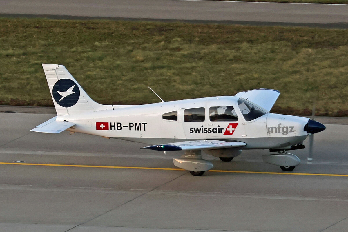 Motorfluggruppe Zürich, HB-PMT, Piper PA-28-181 Archer II, msn: 2890151, 29.November 2025, ZRH Zürich, Switzerland.