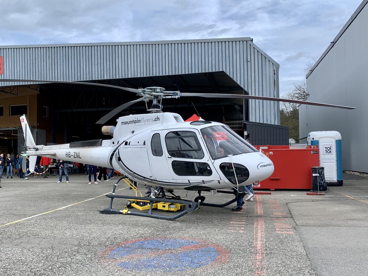 MountainFlyers, Airbus H125, HB-ZNL, 22.4.23, Belp