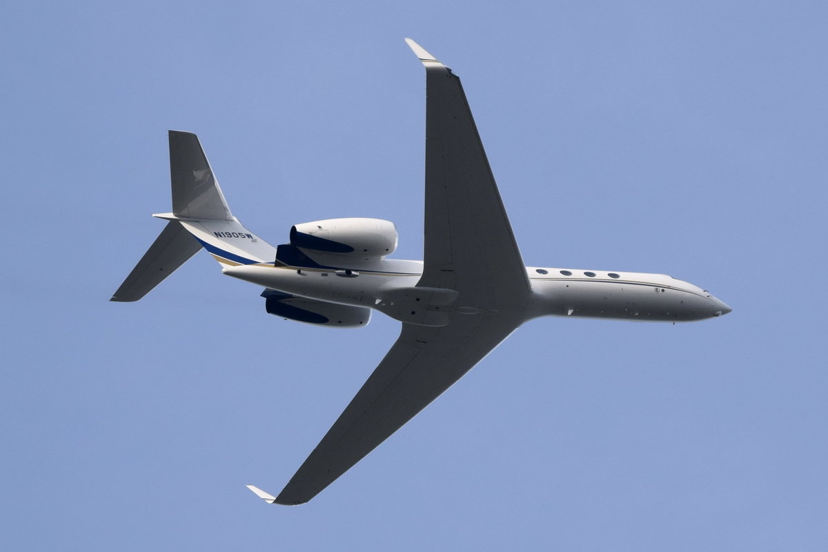 N1905W Private Gulfstream Aerospace GV-SP (G550)  gestartet am 13.10.2016 in München