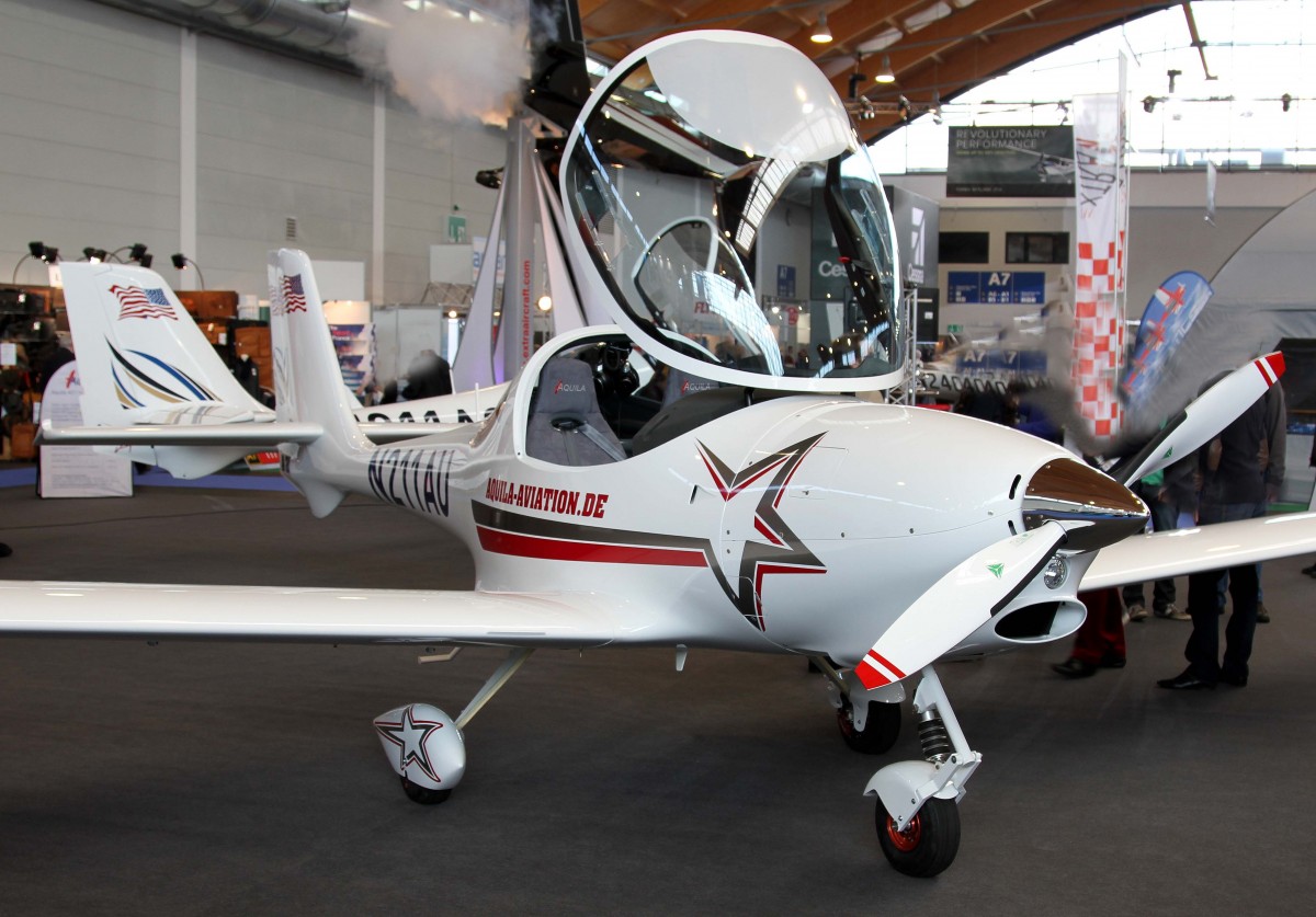 N211AU, Aquila, A-211, 24.04.2013, Aero 2013 (EDNY-FDH), Friedrichshafen, Germany