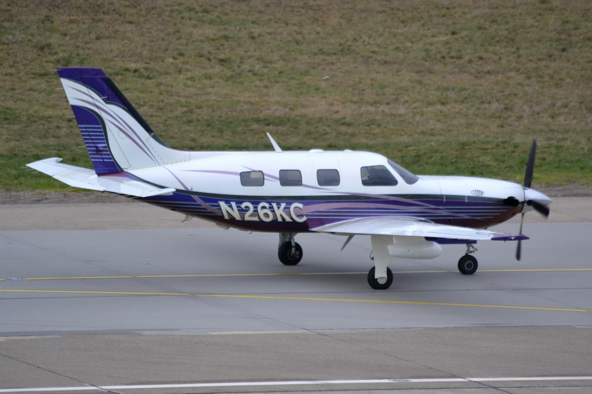 N26KC Privat Piper PA-46-500TP Meridian  zum Start in Tegel 24.03.2014