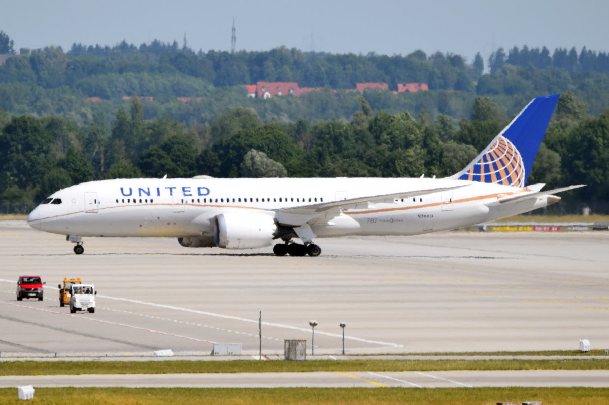 N30913 United Airlines Boeing 787-8 Dreamliner   , MUC , 19.06.2017