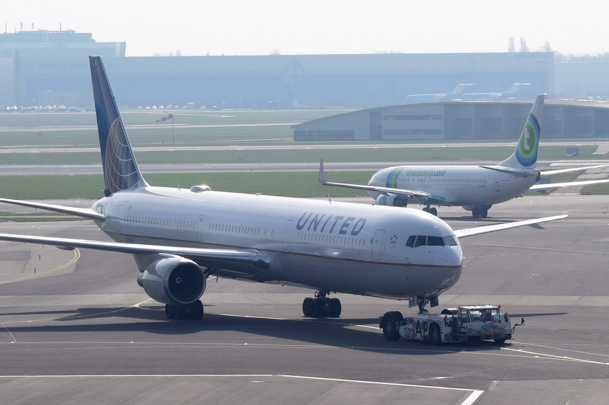 N59053 United Airlines Boeing 767-424(ER)  , AMS , 14.03.2017