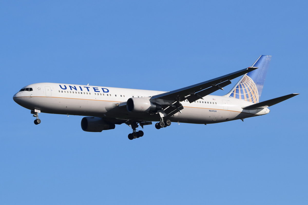 N641UA United Airlines Boeing 767-322(ER)  , MUC , 15.10.2016