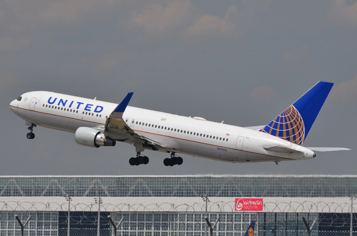 N676UA United Airlines Boeing 767-322(ER)(WL)  , MUC , 21.06.2017