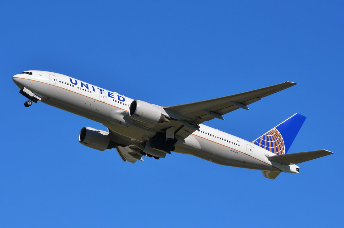 N784UA United Airlines Boeing 777-222(ER)  , MUC , 05.10.2017