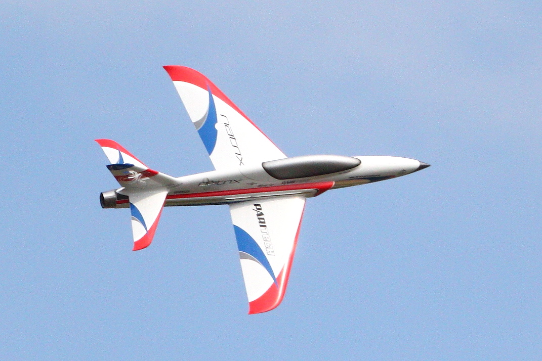 NATRIX Sportjet der Fa. Paritech beim Vorführflug auf der JetPower-Messe 2016 am Flugplatz Bengener Heide in Bad Neuenahr-Ahrweiler. Aufnahmedatum: 17.09.2016