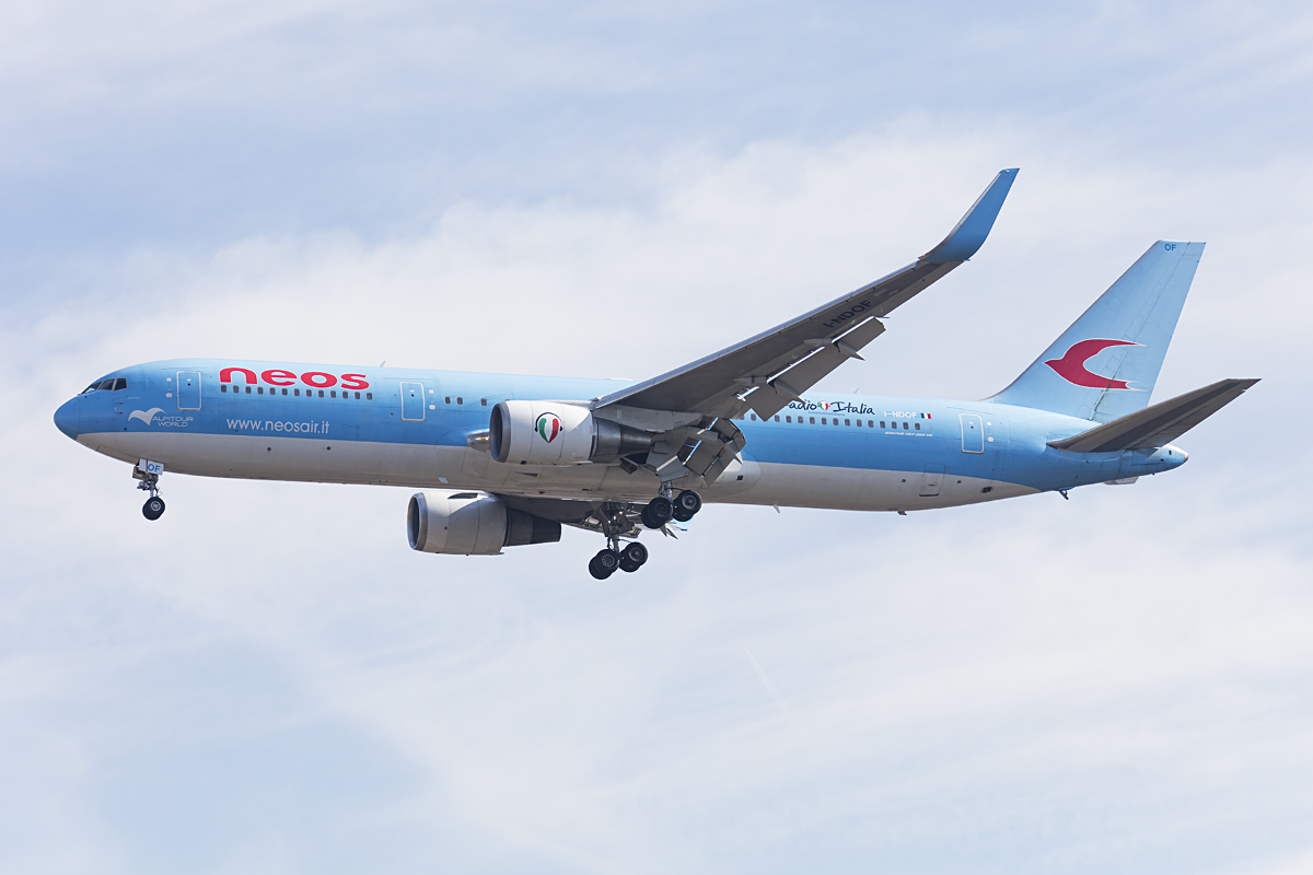 NEOS, I-NDOF, Boeing, B767-306-ER, 26.02.2017, MXP, Mailand, Italy 



