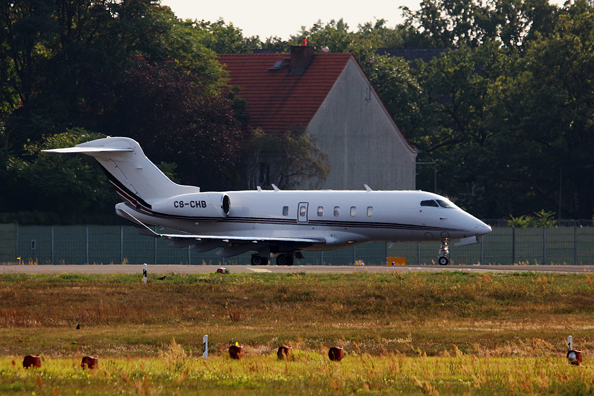 NetJets Europe, BD100-1A-10 Challenger 350,, CS-CHB, TXL, 23.09.2016