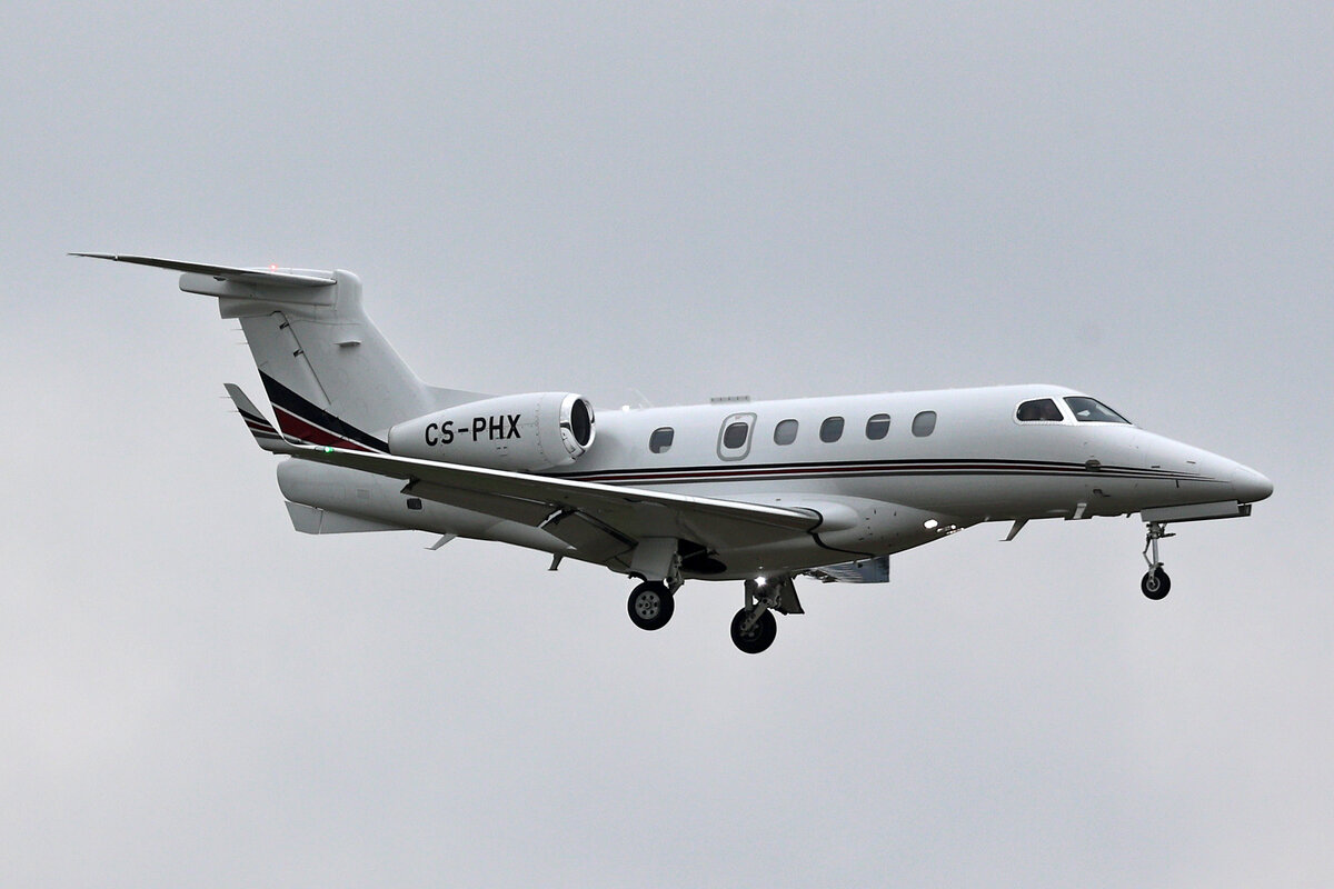 NetJets Europe, CS-PHX, Embraer EMB-505 Phenom 300, msn: 50500720, 28.März 2025, ZRH Zürich, Switzerland.