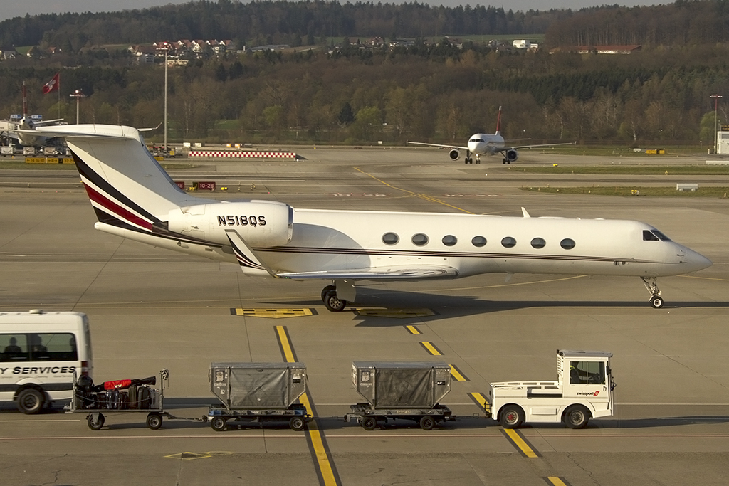 NetJets, N518QS, Gulfstream, G-V, 28.03.2014, ZRH, Zürich, Switzerland




