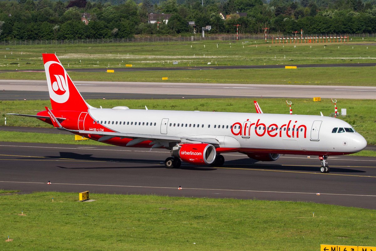 Niki (HG-NLY), OE-LCM, Airbus, A 321-211 sl (AB-Lkrg.), 17.05.2017, DUS-EDDL, Düsseldorf, Germany 