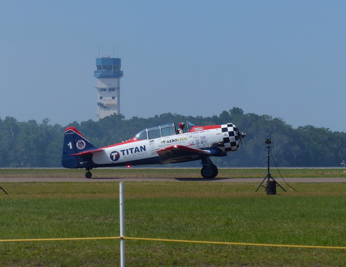 North American AT-6 Texan, N601JF, Titan Aerobatic Team, Sun`n Fun, Lakeland-Linder Int. (LAL/KLAL), 17.4.2026