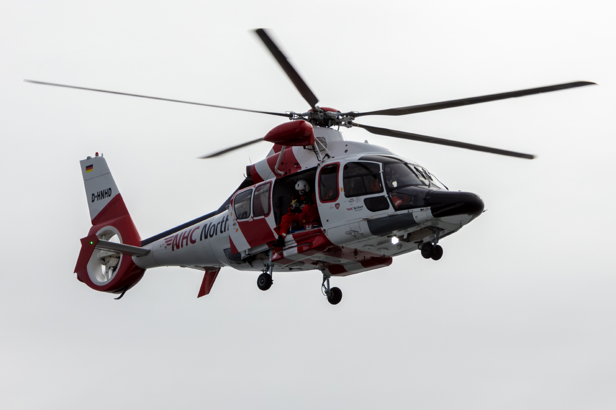 Northern Helicopters, D-HNHD, Eurocopter, EC-155B-1, 10.06.2022, Nordsee (Rescue Einsatz)