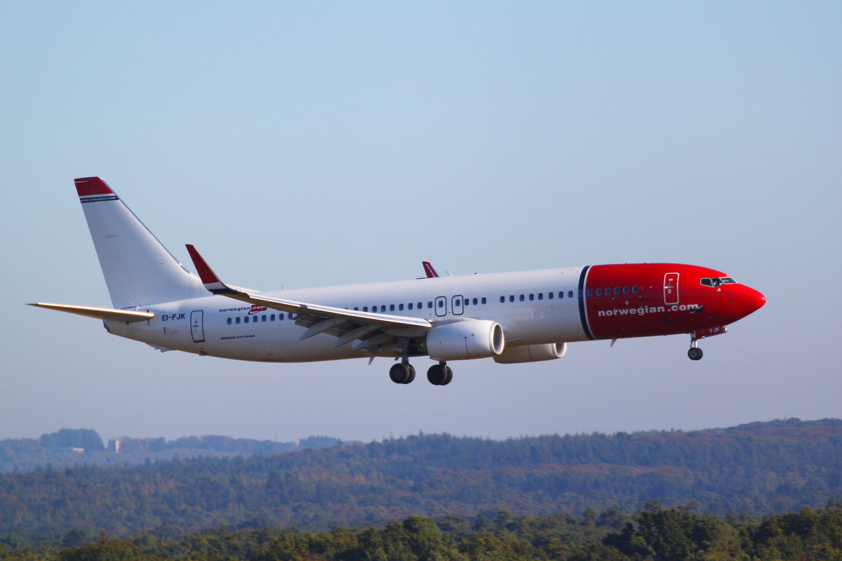 Norwegian Air International, EI-FJK, Boeing B737-8JP, Köln-Bonn (CGN), aus Malaga (AGP) kommend. 16.10.2016