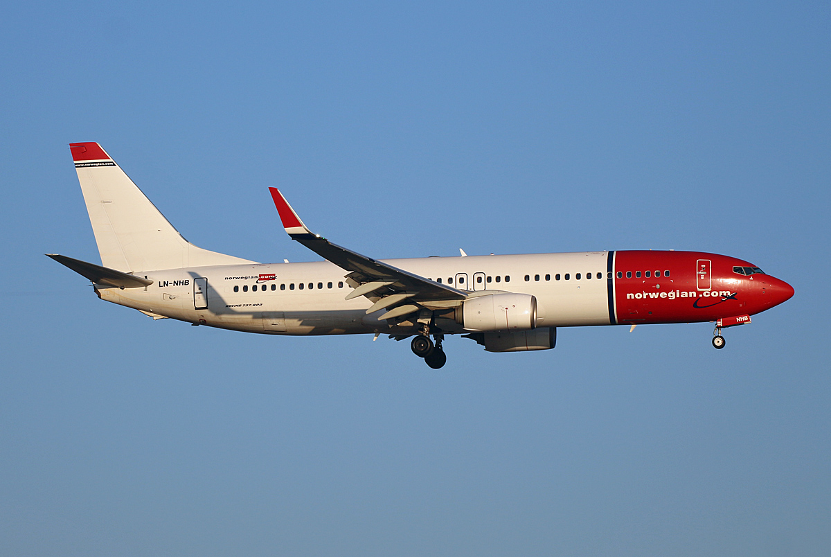 Norwegian Air Shuttle, Boeing, B 737-8JP, LN-NHB, SXF, 20.01.2019