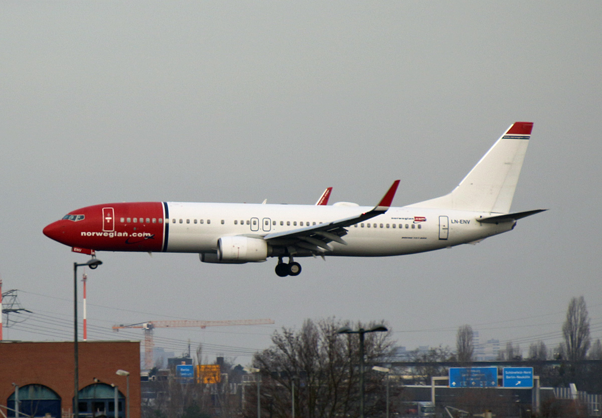 Norwegian Air Shuttle, Boeing B 737-8JP, LN-ENV, BER, 16.12.2023