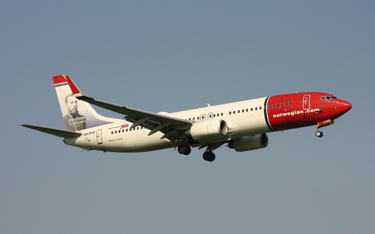 Norwegian Air Shuttle, LN-DYO,(c/n 40868),Boeing 737-8JP (WL), 21.08.2015, HAM-EDDH, Hamburg, Germany (Taufname :Otto SVERDRUP)