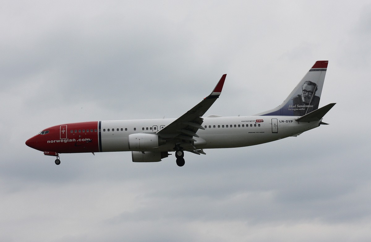 Norwegian Air Shuttle, LN-DYP,(c/n 39047), Boeing 737-8JP(WL), 31.05.2015, HAM-EDDH, Hamburg, Germany (Taufname :Aksel Sandemose)