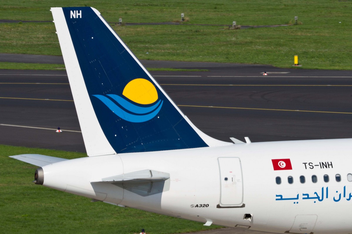 Nouvelair (BJ-LBT), TS-INH  Mohamed Aziz Milad , Airbus, A 320-214 (Seitenleitwerk/Tail), 22.08.2015, DUS-EDDL, Düsseldorf, Germany 