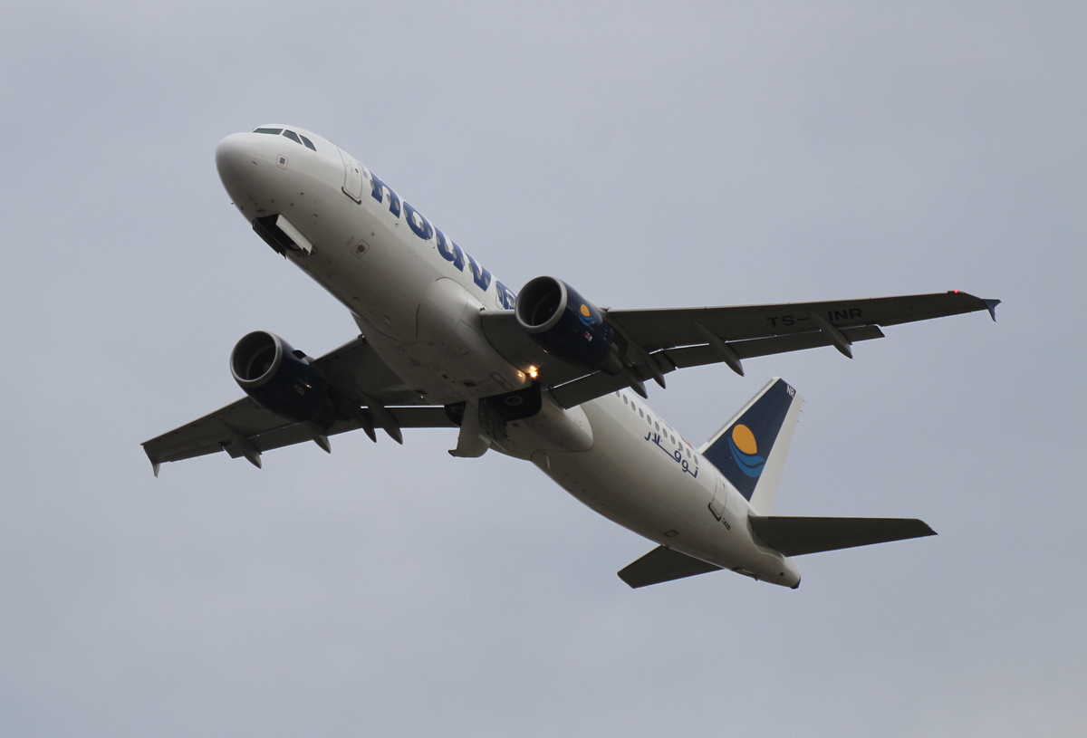 Nouvelair Tunesie, Airbus A 320-214, TS-INR, BER, 19.12.2025
