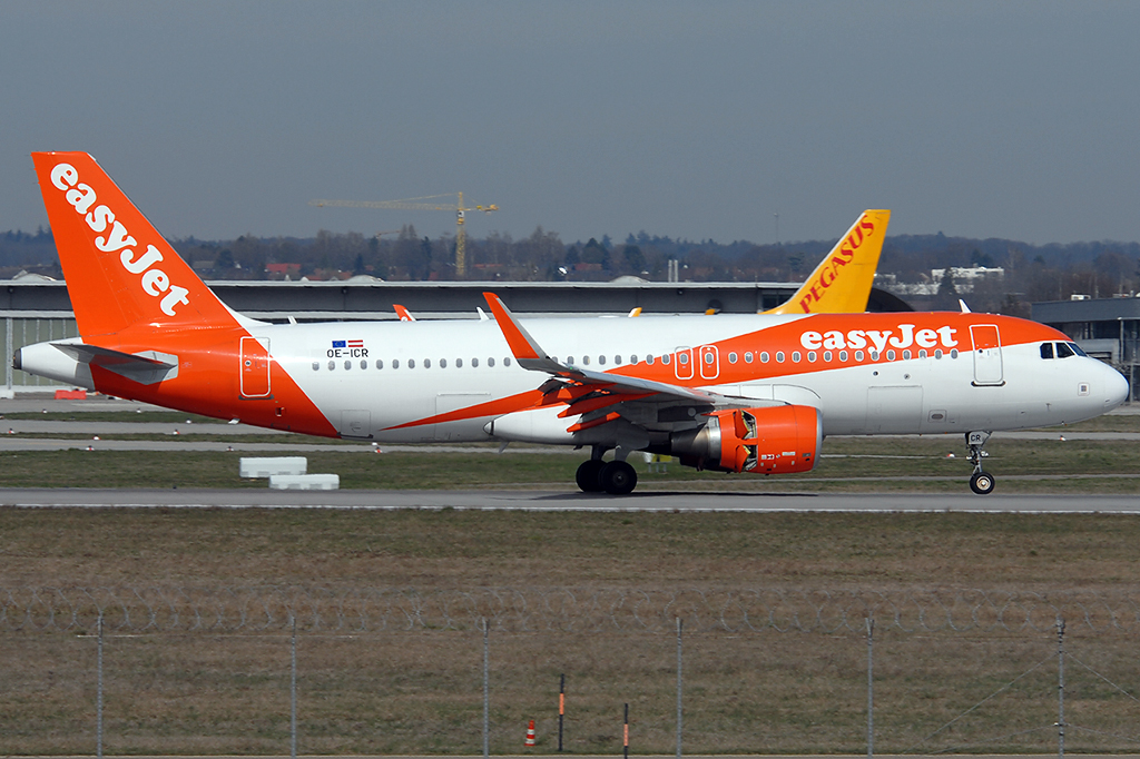 OE-ICR Airbus A320-214 22.03.2019