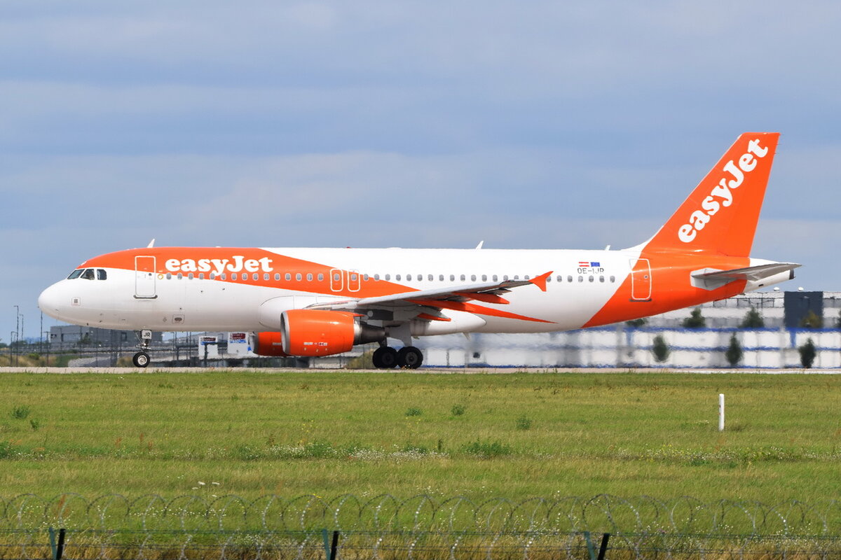 OE-IJR , easyJet Europe , Airbus A320-214 ,  01.08.2021 , Berlin-Brandenburg  Willy Brandt  , BER , 