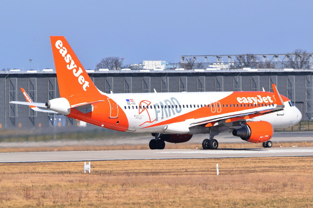 OE-IVI , easyJet Europe , Airbus A320-214(WL) , 13.03.2022 , Berlin-Brandenburg  Willy Brandt  , BER , 