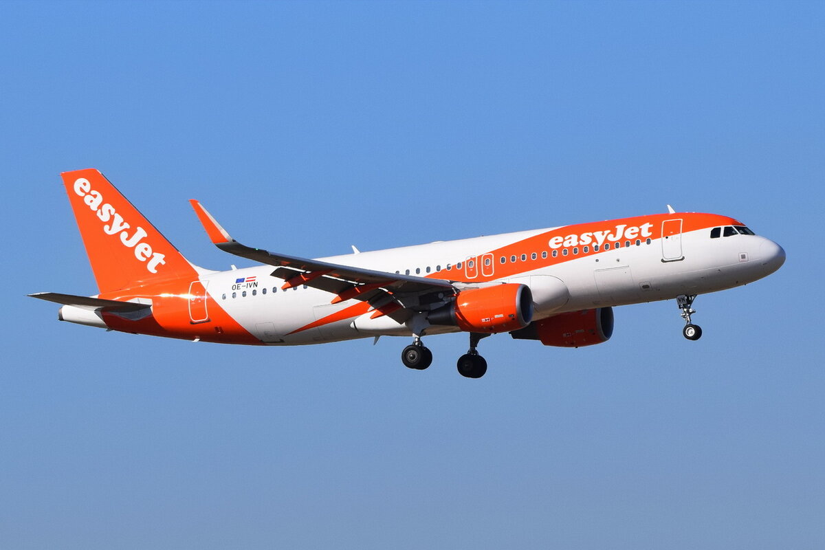 OE-IVN , easyJet Europe , Airbus A320-214(WL) , 13.03.2022 , Berlin-Brandenburg  Willy Brandt  , BER , 
