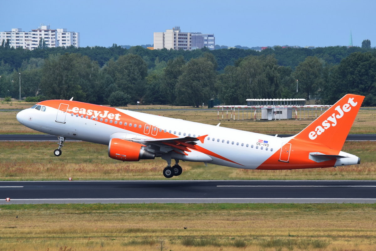 OE-IVO easyJet Europe Airbus A320-214 , TXL , 13.07.2018