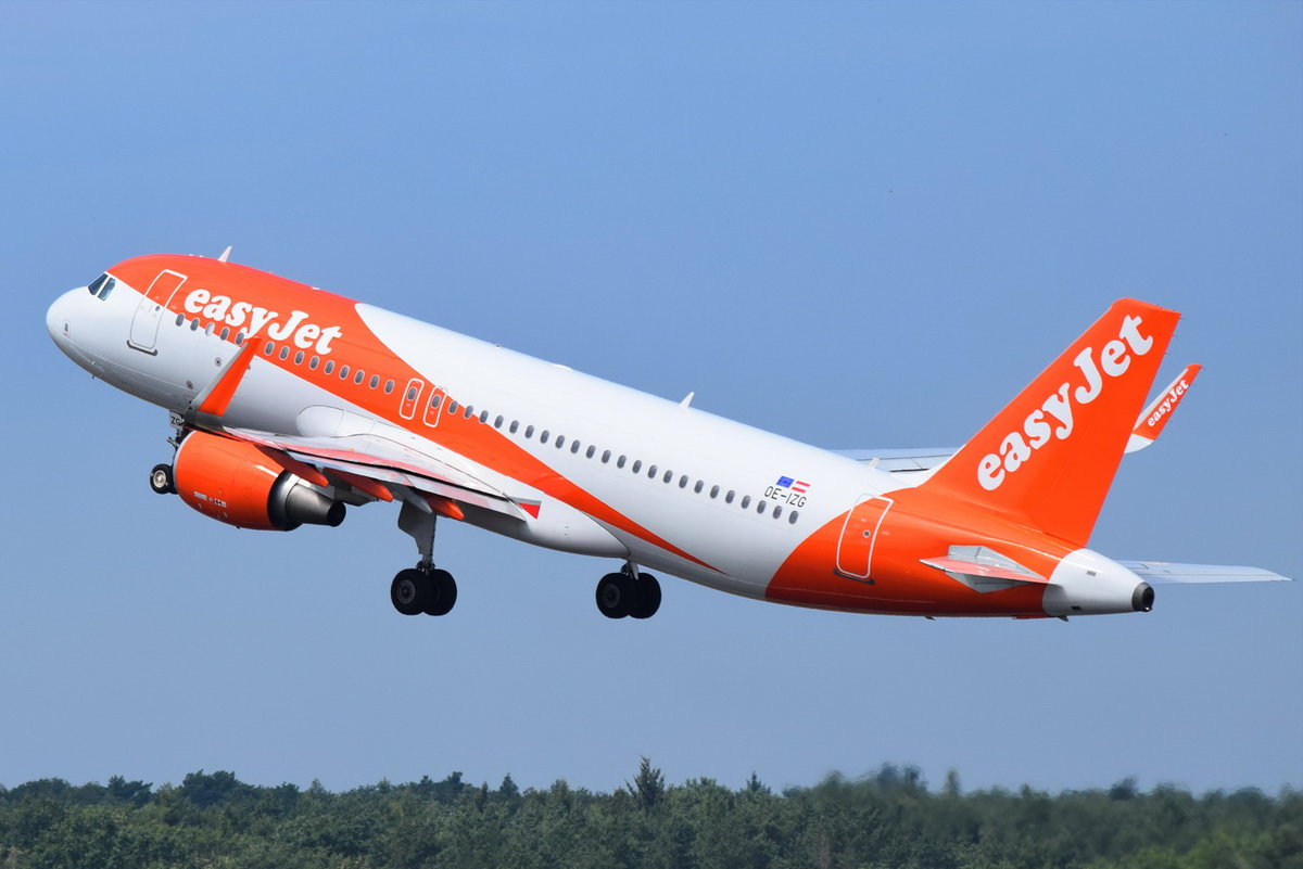 OE-IZG easyJet Europe Airbus A320-214(WL) , TXL , 13.07.2018