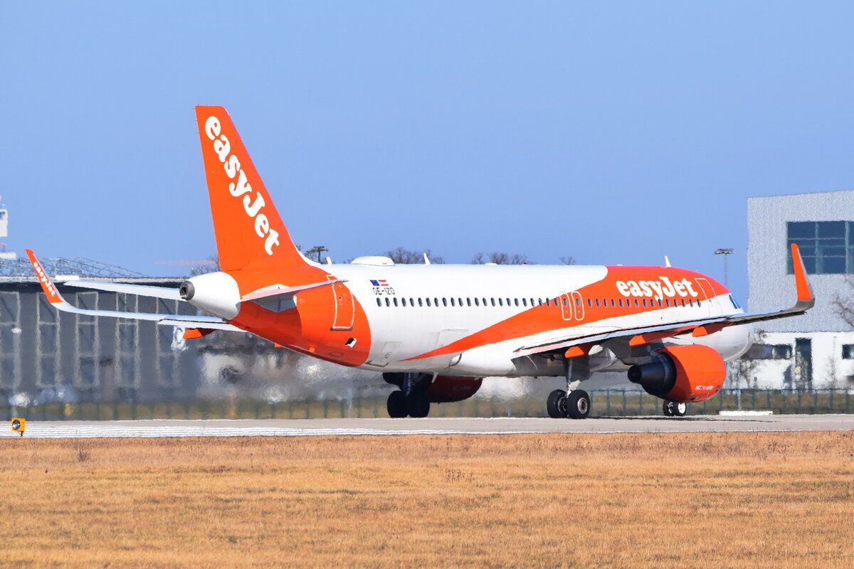 OE-IZO , easyJet Europe , Airbus A320-214(WL) , 12.03.2022 , Berlin-Brandenburg  Willy Brandt  , BER , 