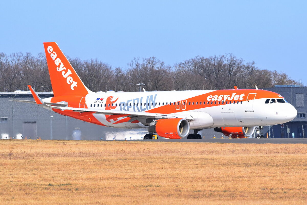 OE-IZQ , easyJet Europe , Airbus A320-214(WL) , Berlin-Brandenburg  Willy Brandt  , BER , 12.03.2022 , 