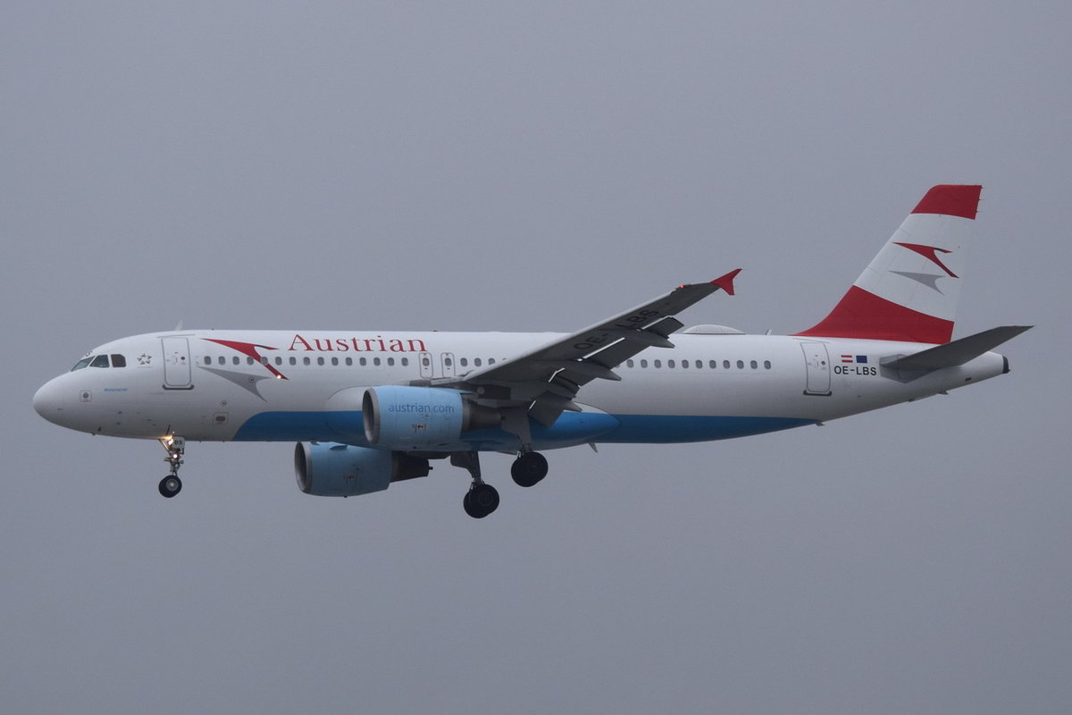 OE-LBS Austrian Airlines Airbus A320-214  , FRA , 04.12.2017