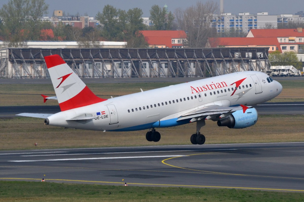OE-LDE Austrian Airlines Airbus A319-112    Start in Tegel am 03.04.2014