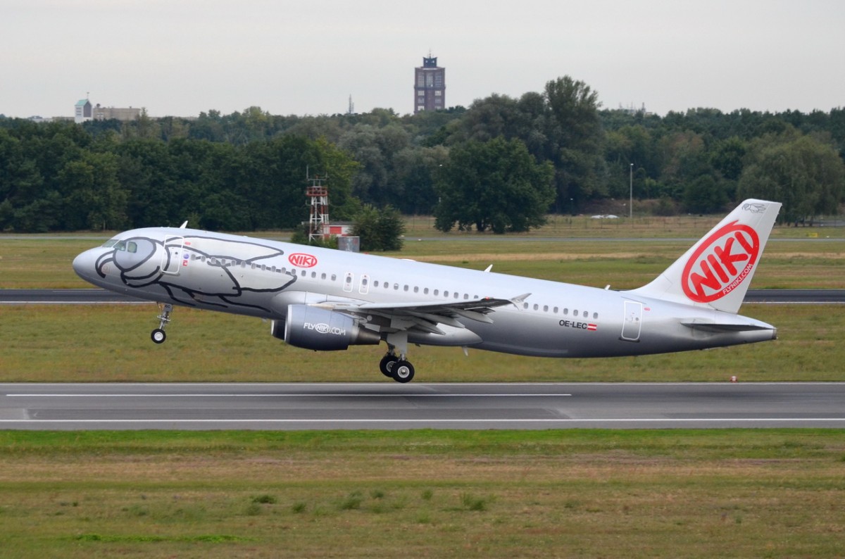 OE-LEC Niki Airbus A320-214  gestartet am 21.08.2014 in Tegel