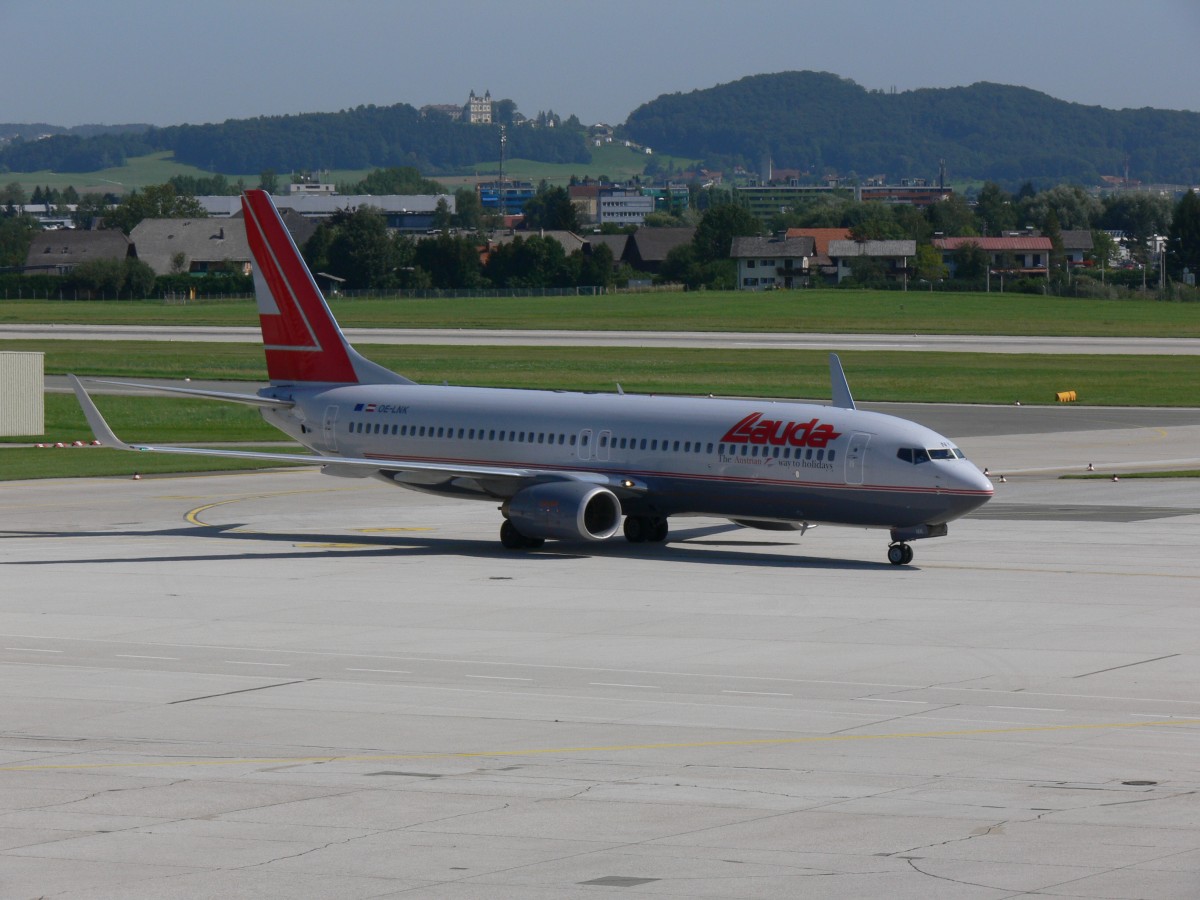 OE-LNK Boeing737-8Z9 von Lauda am 17.08.2009 in Salzburg