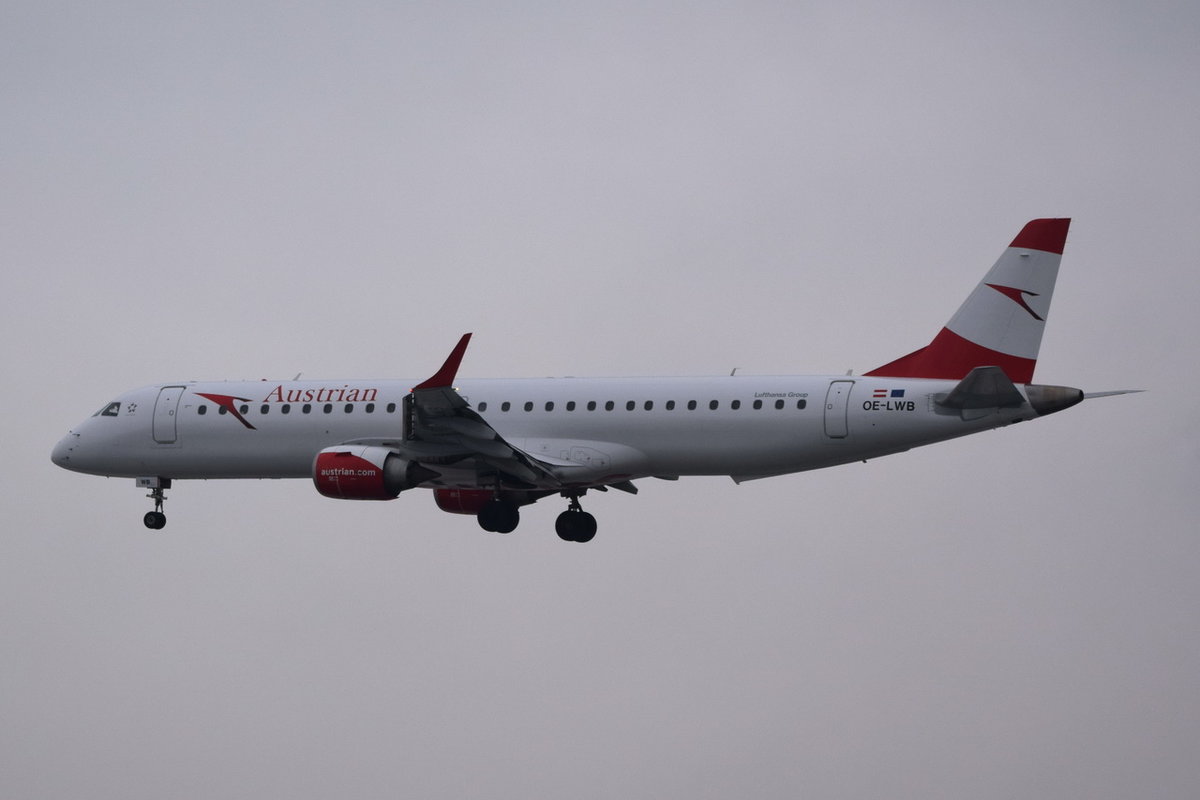 OE-LWB Austrian Airlines Embraer ERJ-195LR (ERJ-190-200 LR)  , FRA , 04.12.2017