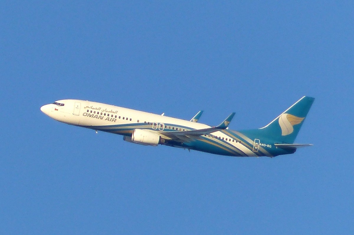 Oman Air, A40-BG, Boeing 737-8FZ, gestartet in Dubai (DXB) am 6.12.2015