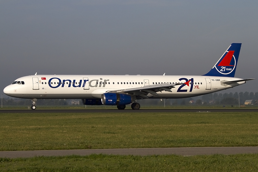 Onur Air, TC-OBR, Airbus, A321-231, 07.10.2013, AMS, Amsterdam, Netherlands




