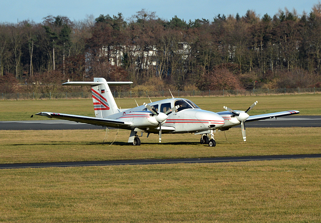 PA-44-180 T Turbo Seminole, D-GBAV, Bonn-Hangelar 02.02.2014
