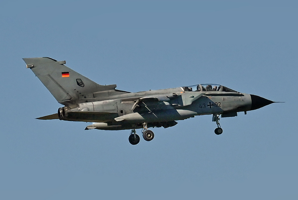 Panavia Tornado, 43+92 im Endanflug auf Nörvenich - 05.09.2023