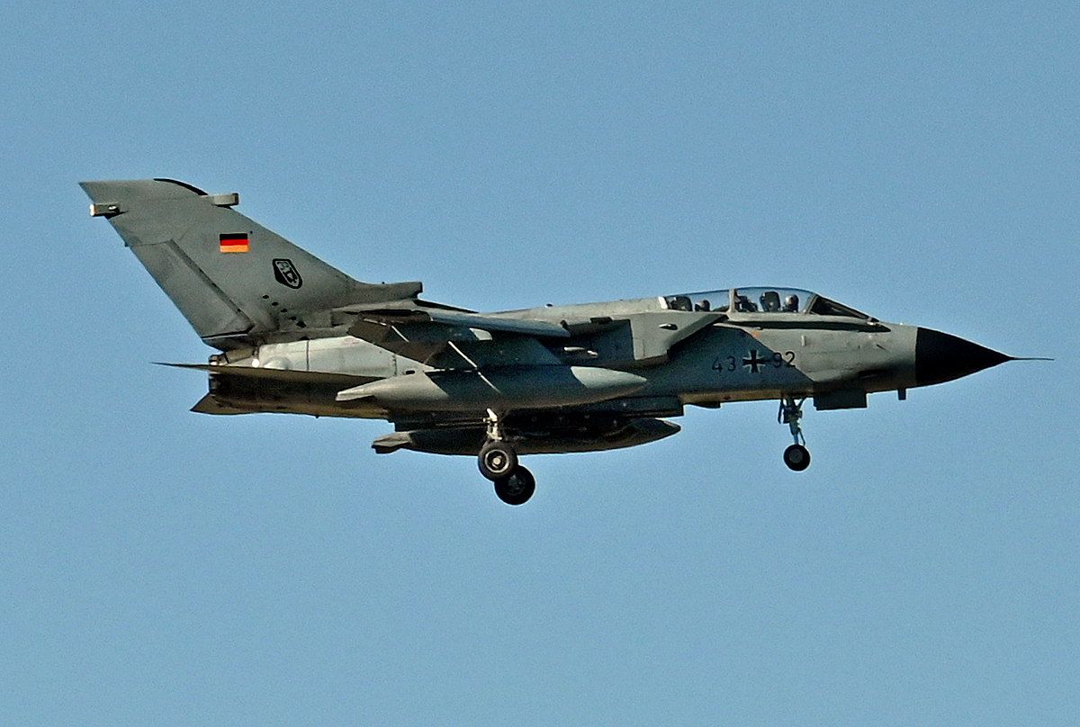 Panavia Tornado 43+92 der Luftwaffe im Endanflug auf ETNN - 05.09.2023