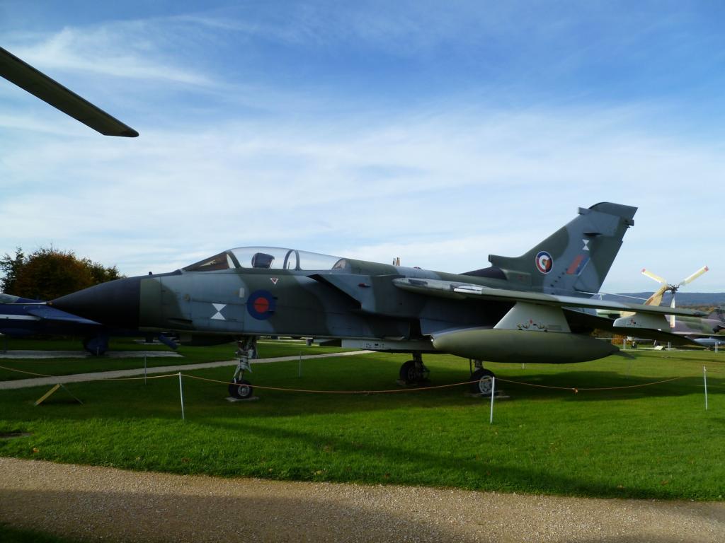 Panavia Tornado (XX948) in der Flugausstellung Junior bei Hermeskeil (27.10.2011)