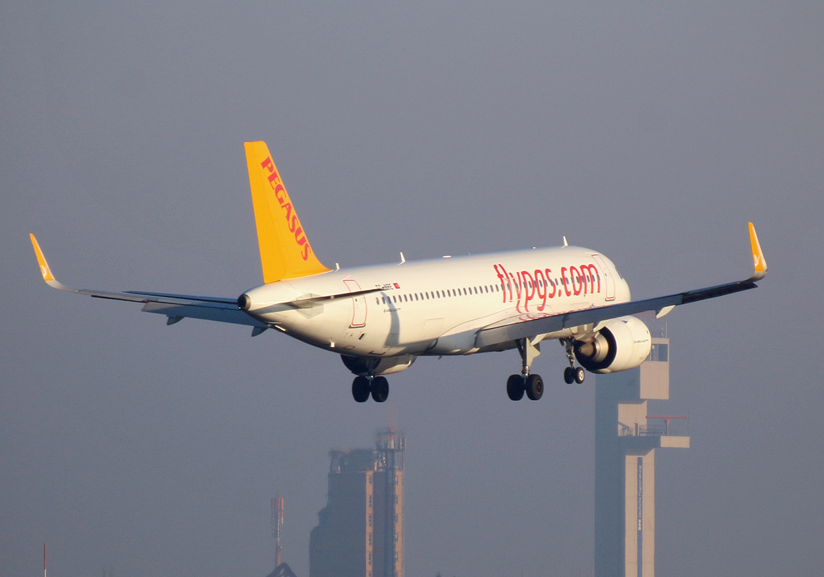Pegasus, Airbus A 320-251N, TC-NBE, SXF, 20.01.2019